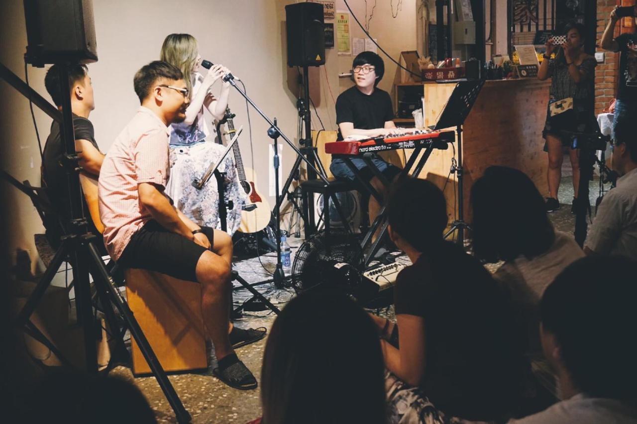 62巷背包客棧 Lane62 Hostel Longjing Zewnętrze zdjęcie